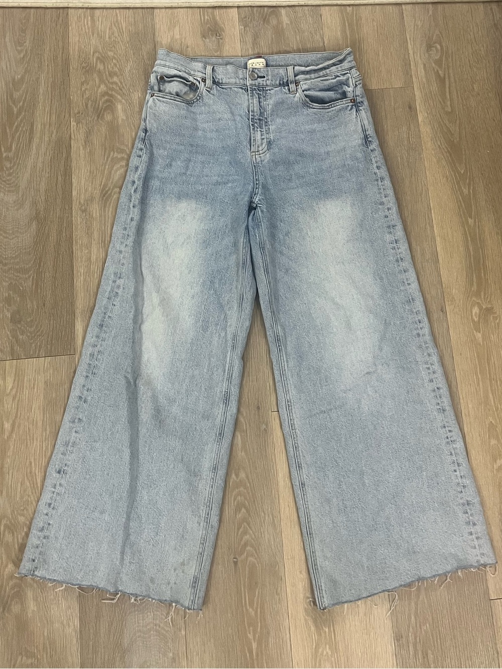 Alice + Olivia Jean size 32